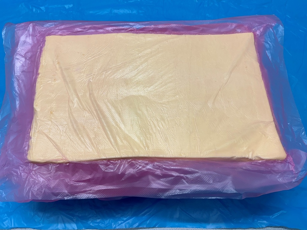 Beurre feuille 1Kg x10 ERIC ECOFFEY